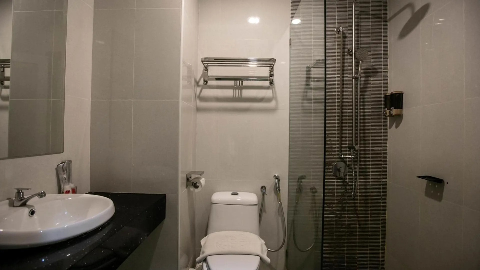 Avatel Jelutong Hotel Gelugor 3*,